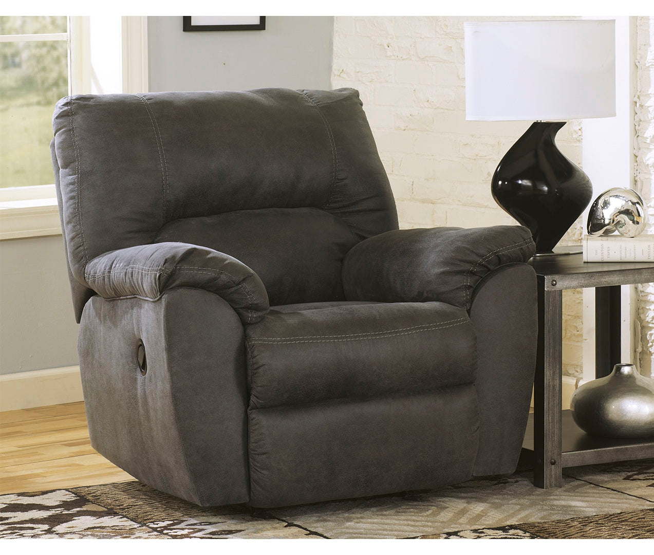 Tambo Rocker Recliner