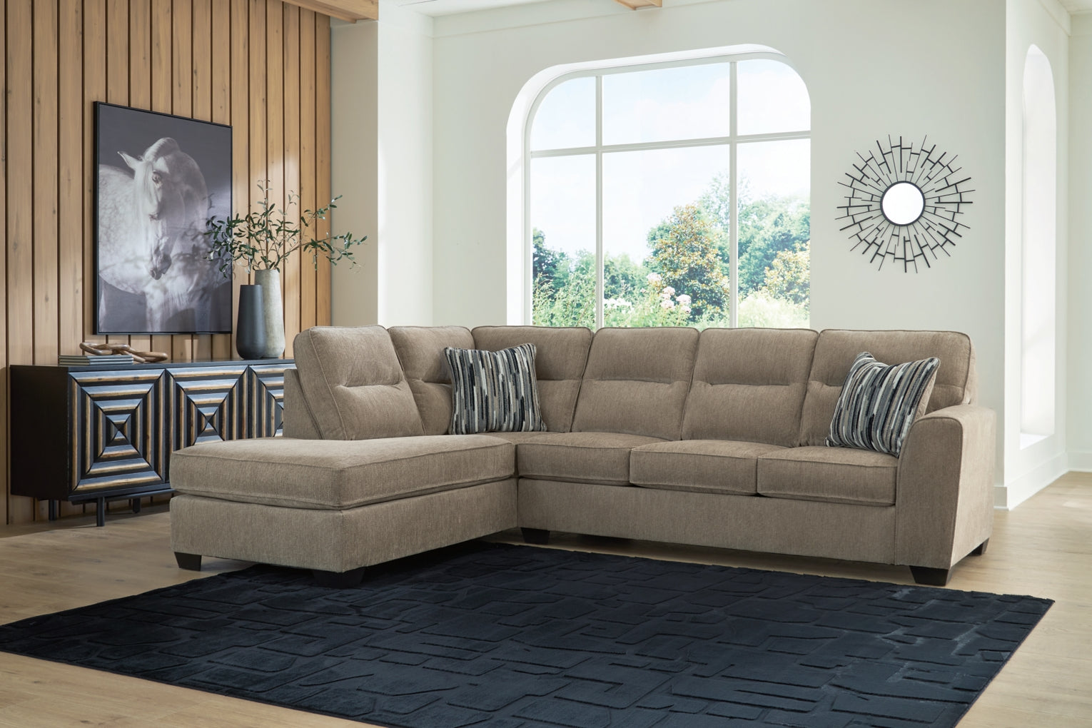Olten 2-Piece Sectional with Chaise