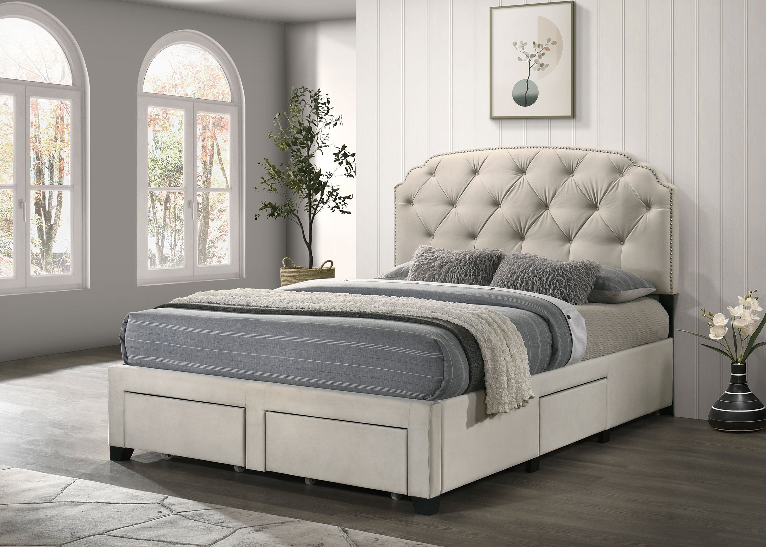 Marianna 4-drawer Upholstered Storage Bed Cream