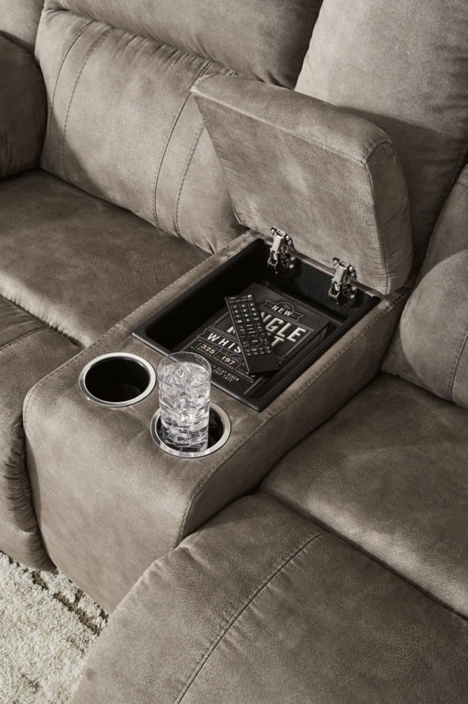 Laresview DBL Reclining Loveseat w/Console