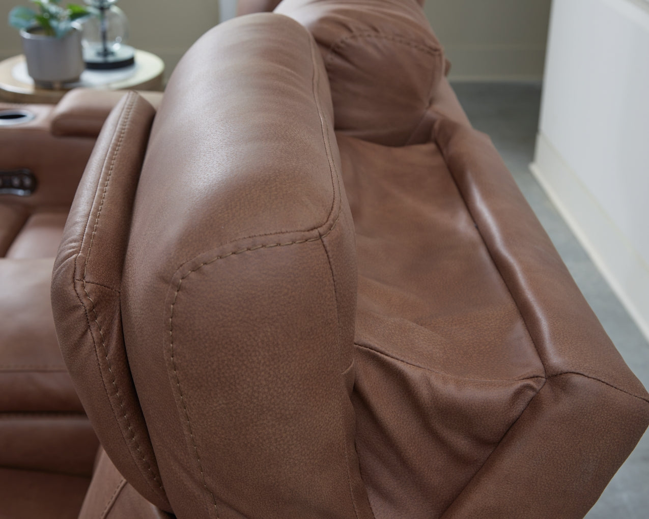 Point Clear Power Reclining Loveseat/Console/Adjustable Headrest