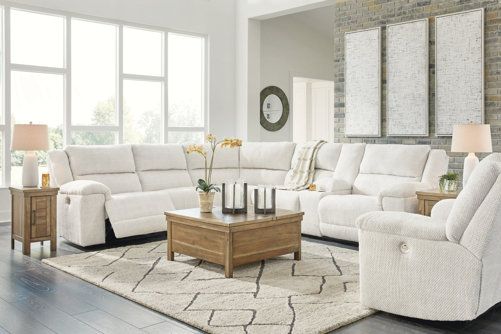 Keensburg 3-Piece Sectional with Recliner