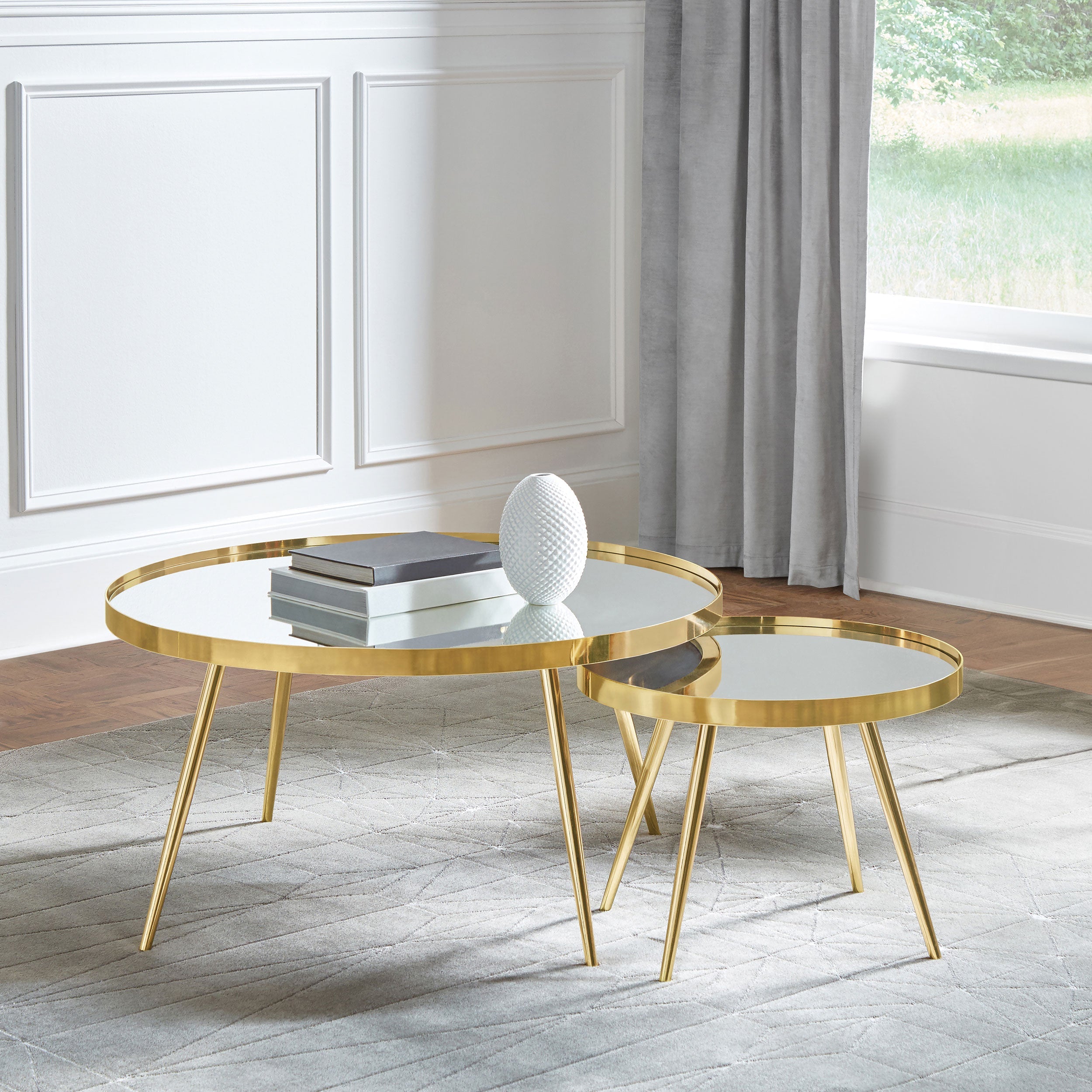 Kaelyn Round Mirror Top End Table Gold