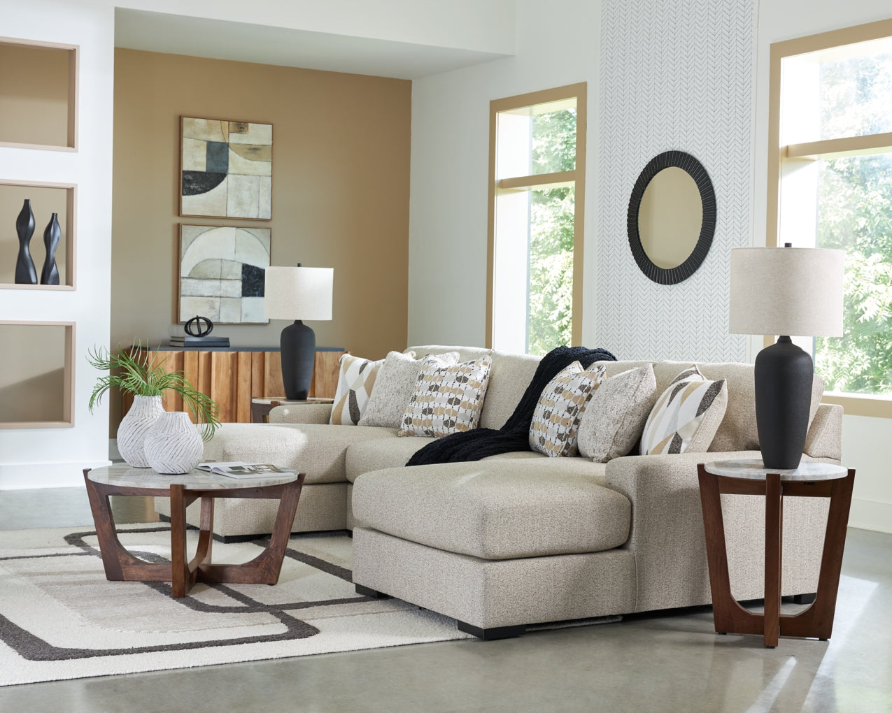 Laurelgrove Sectional Sofa Chaise