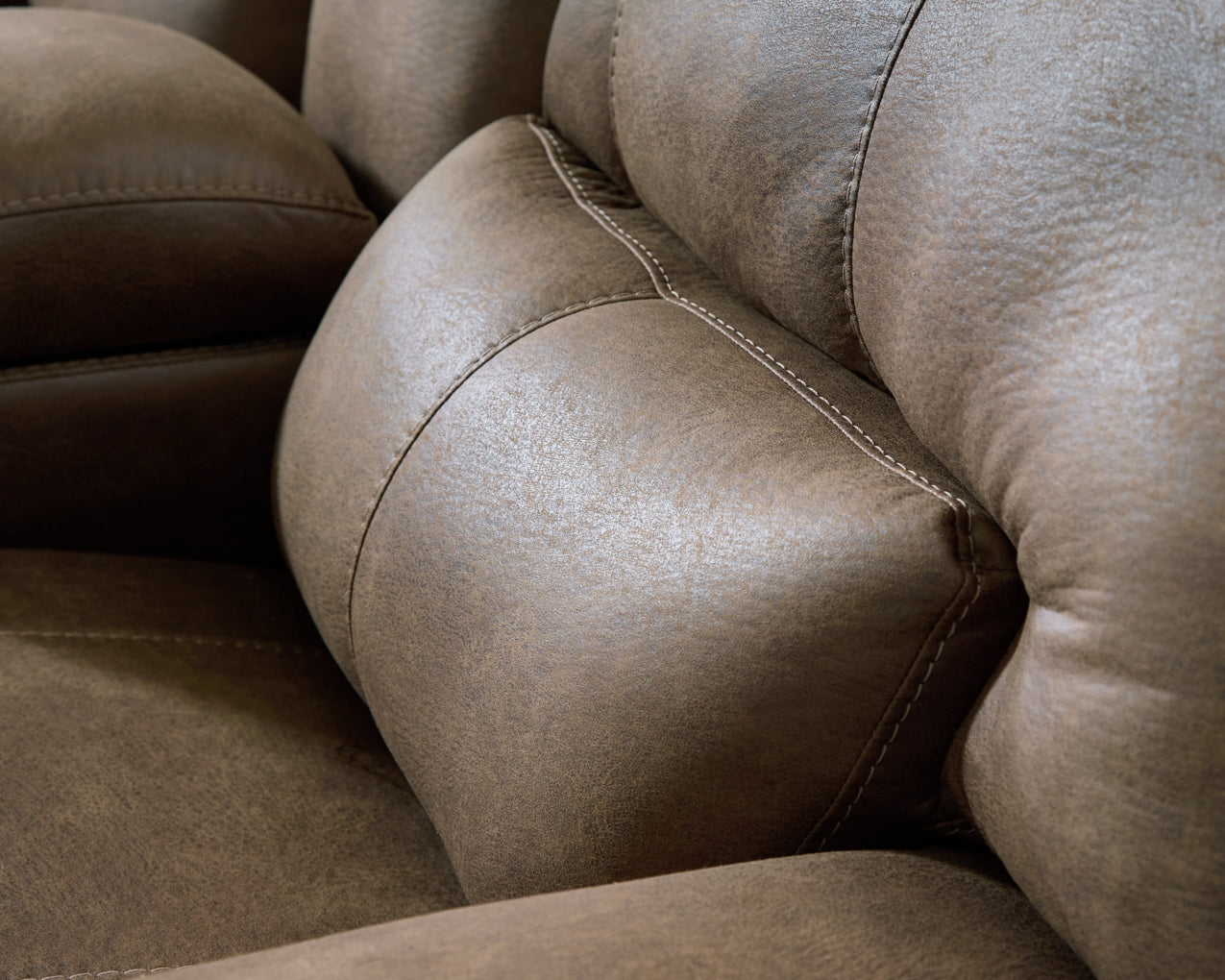 Time-Piece Power Reclining Loveseat/Console/Adjustable Headrest