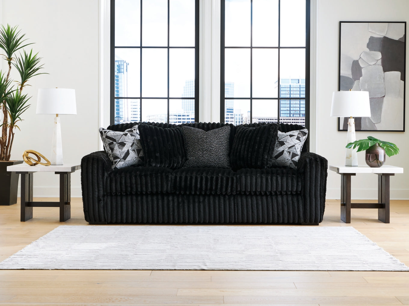 Midnight-Madness Sofa