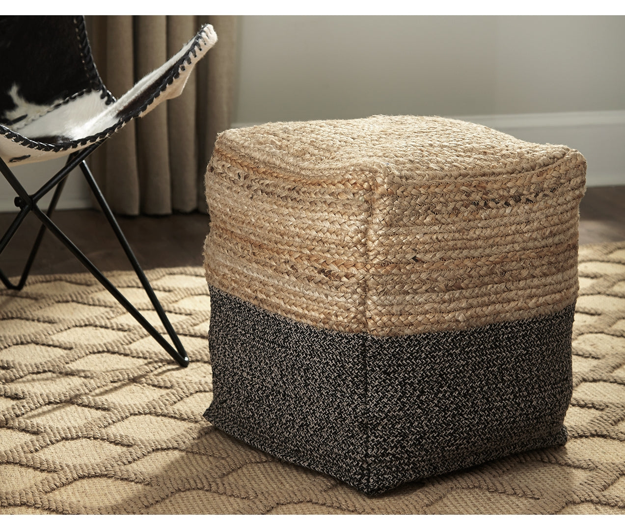 Sweed Valley Pouf