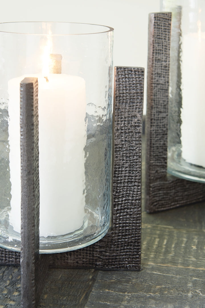 Garekton Candle Holder Set (2/CN)