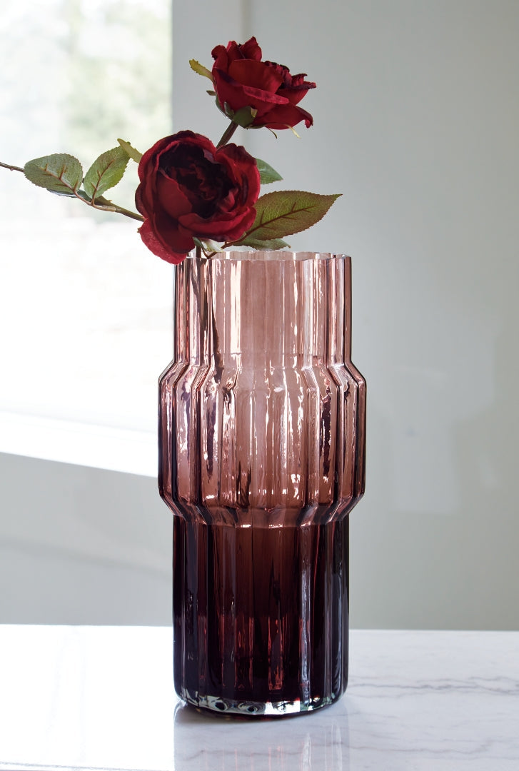 Dorlow Vase (2/CS)