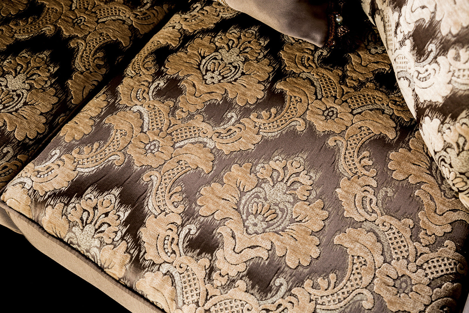 Albacete Champagne & Purple Velvet Loveseat