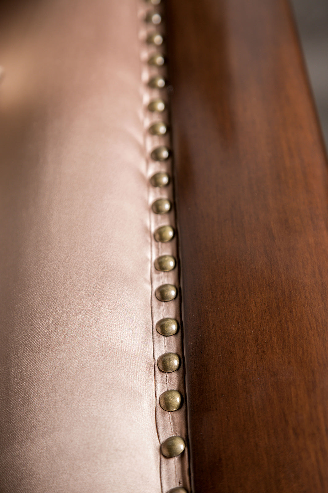 Albacete Dark Cherry/Brown Loveseat