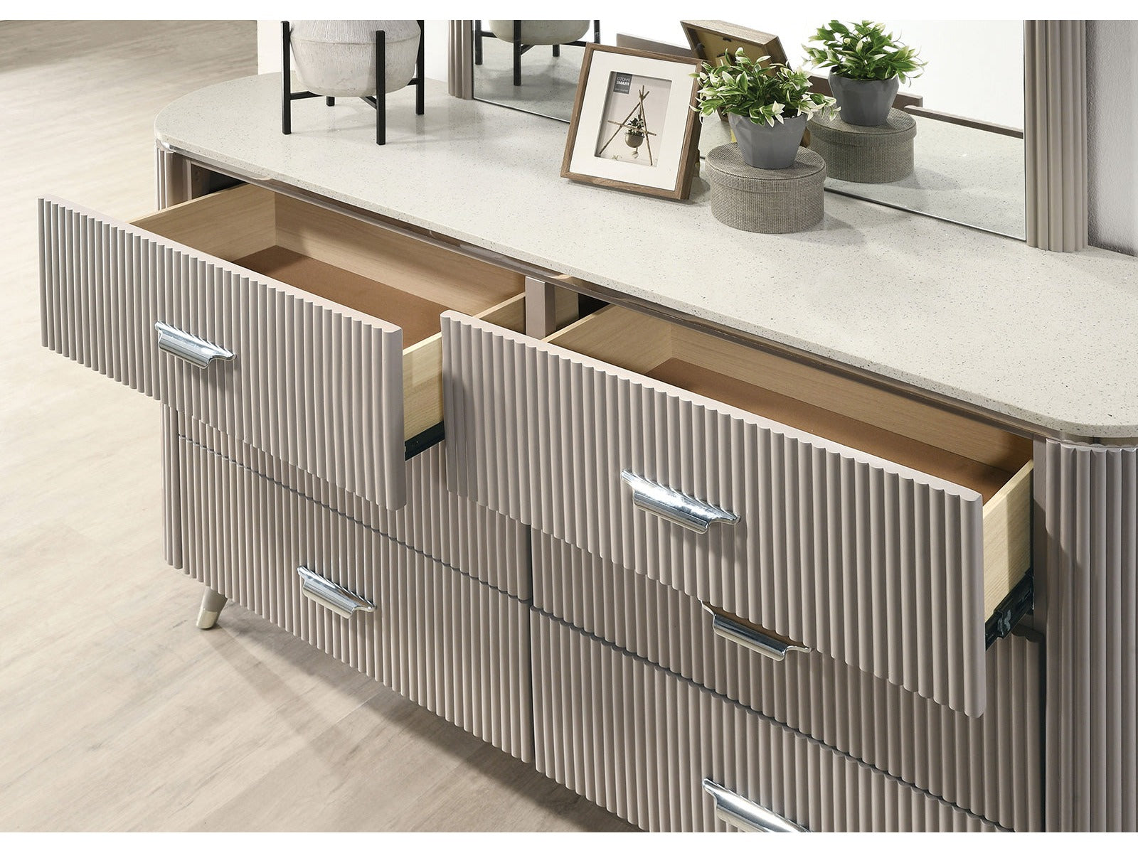 Aldridge Light Gray Dresser
