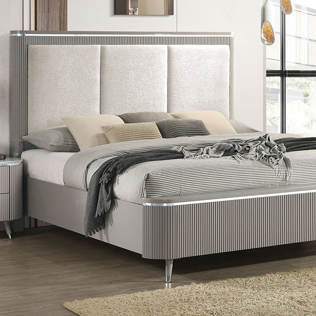 Aldridge Light Gray Queen 5 Piece Bedroom Set w/Chest