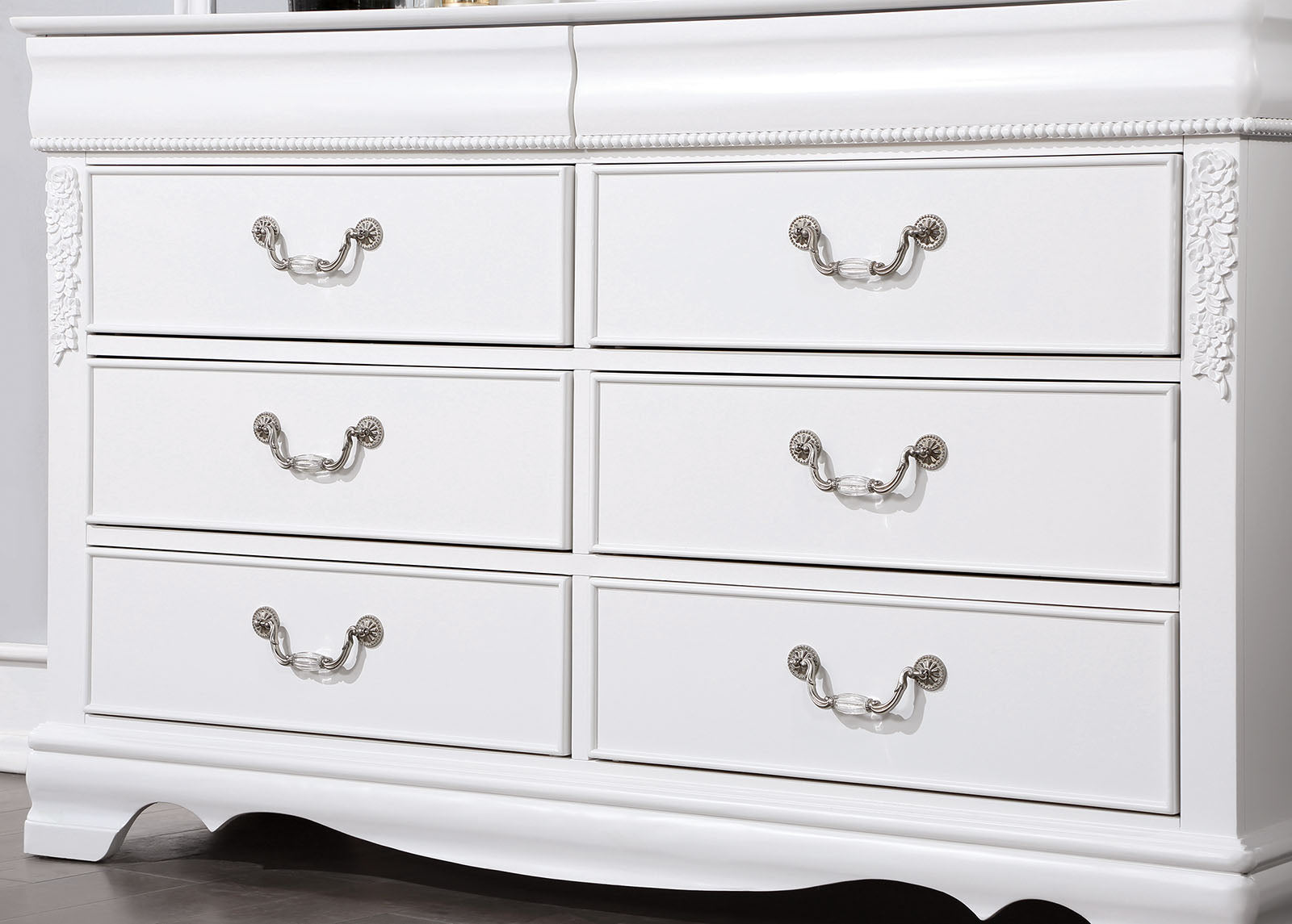 Alecia White 4 Pc. Twin Bedroom Set