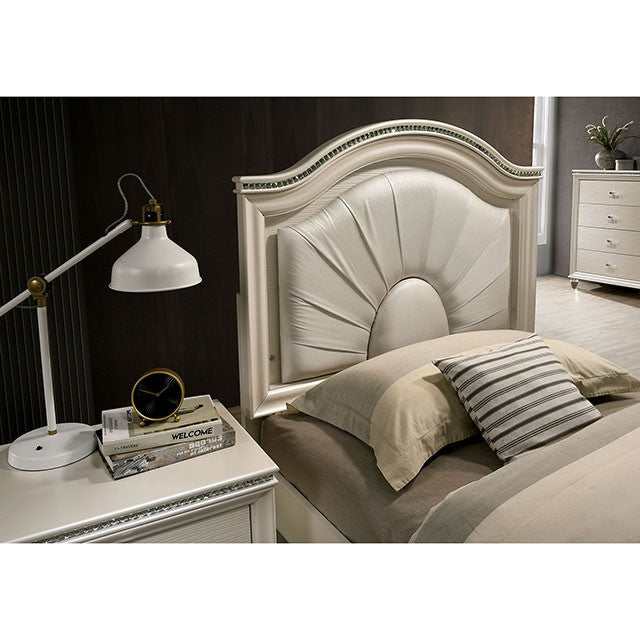 Allie Pearl White Full Bed