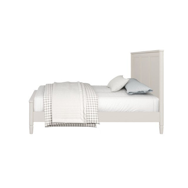 Altamira White Queen 5 Piece Bedroom Set w/2 Nightstands