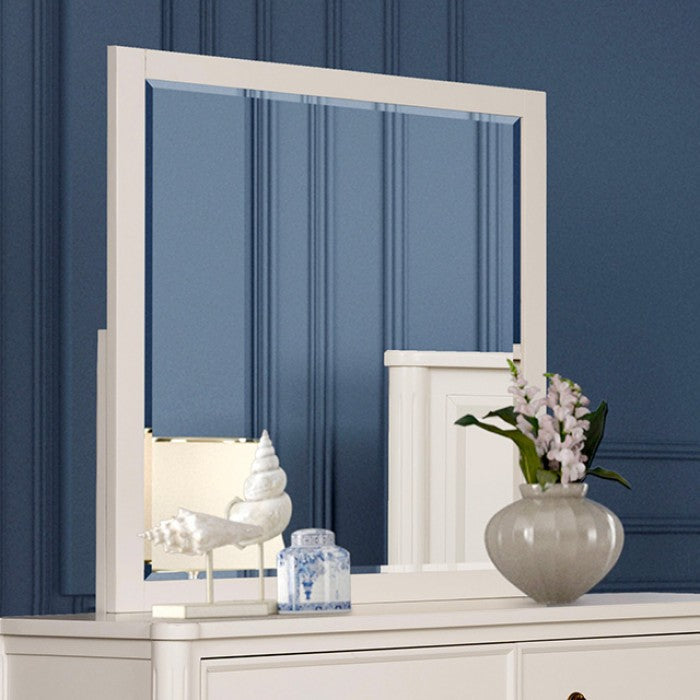 Altamira White Queen 5 Piece Bedroom Set w/2 Nightstands