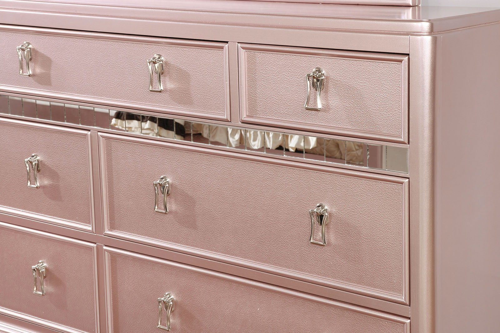 Ariston Rose Gold 4 Pc. Twin Bedroom Set