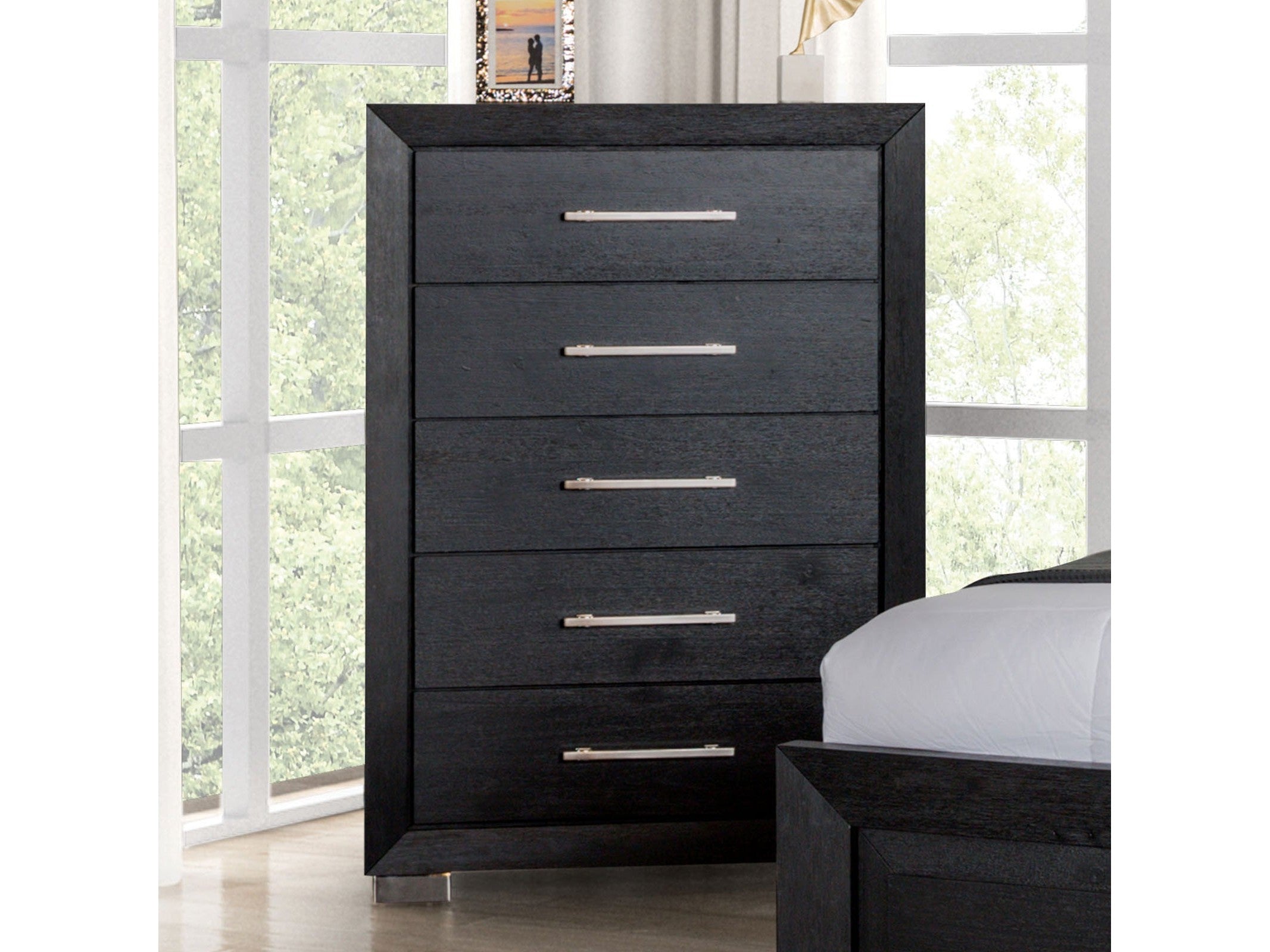 Ashbourne Black Chest