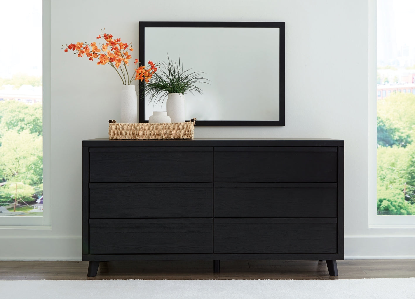 Danziar Six Drawer Dresser