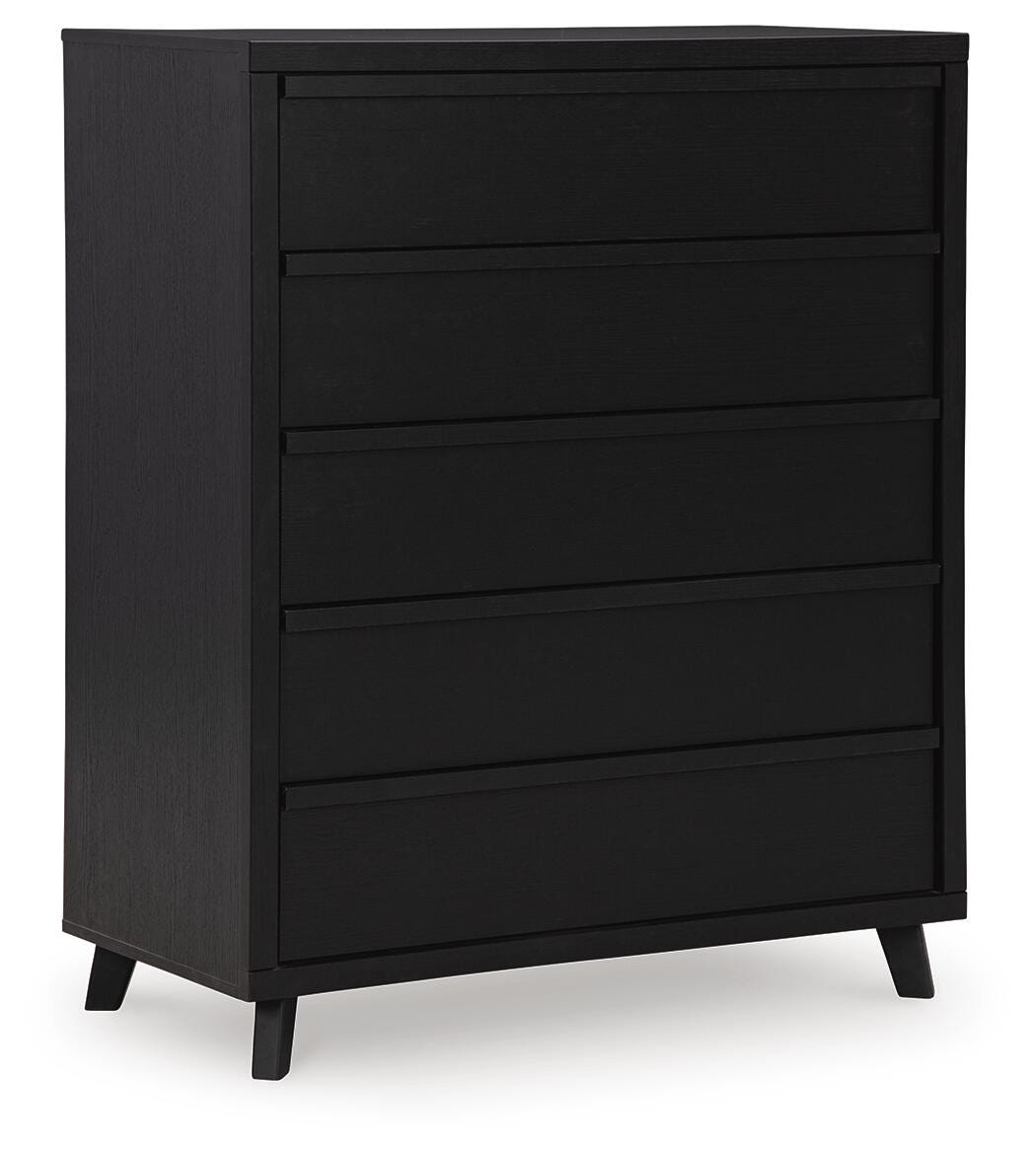 Danziar Panel Bed Bedroom Set