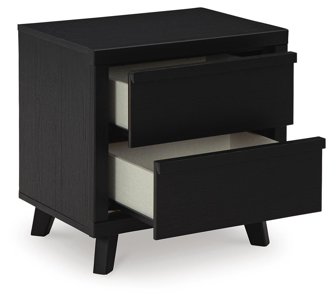 Danziar Panel Headboard Bedroom Set