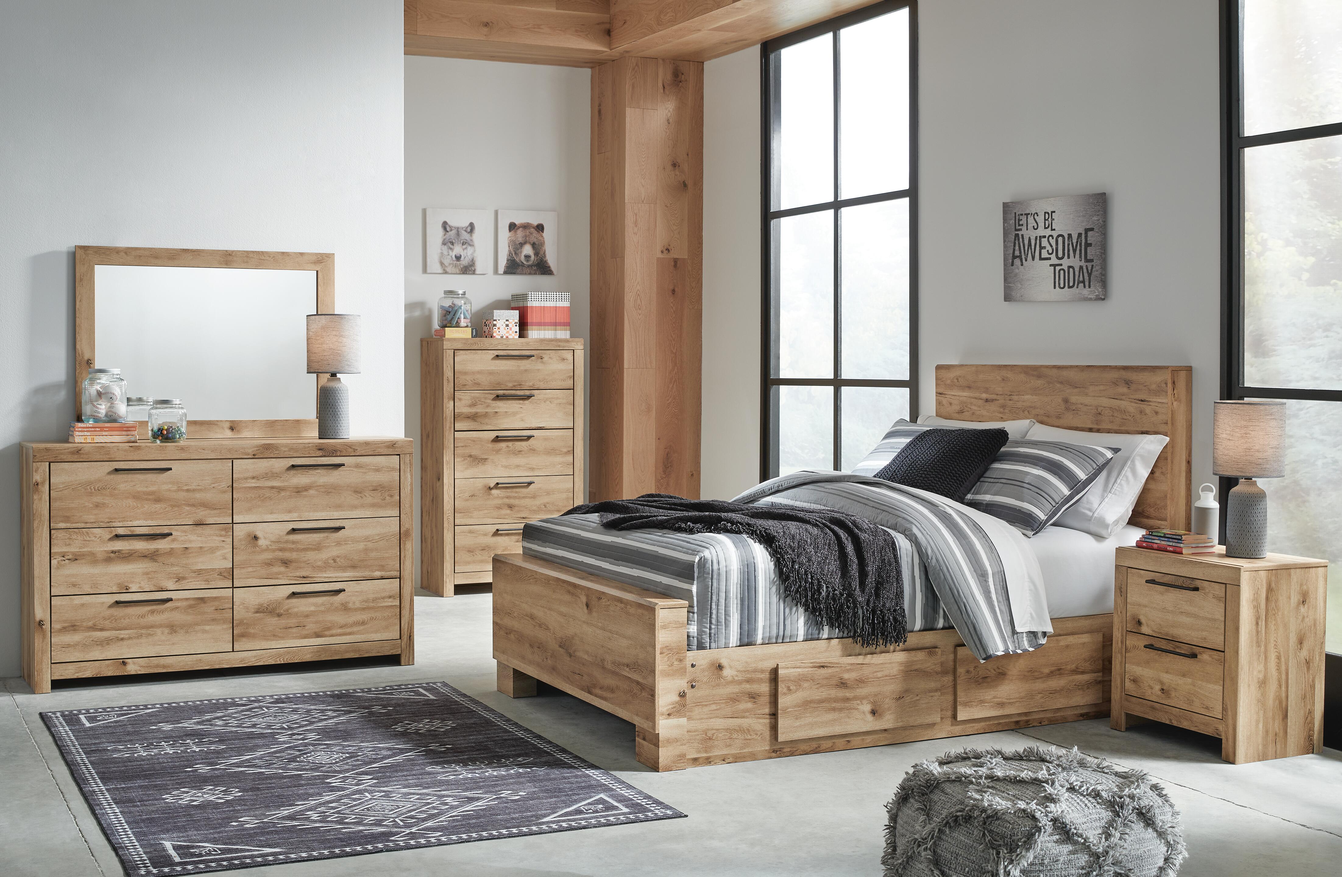 Hyanna Panel Bed Bedroom Set