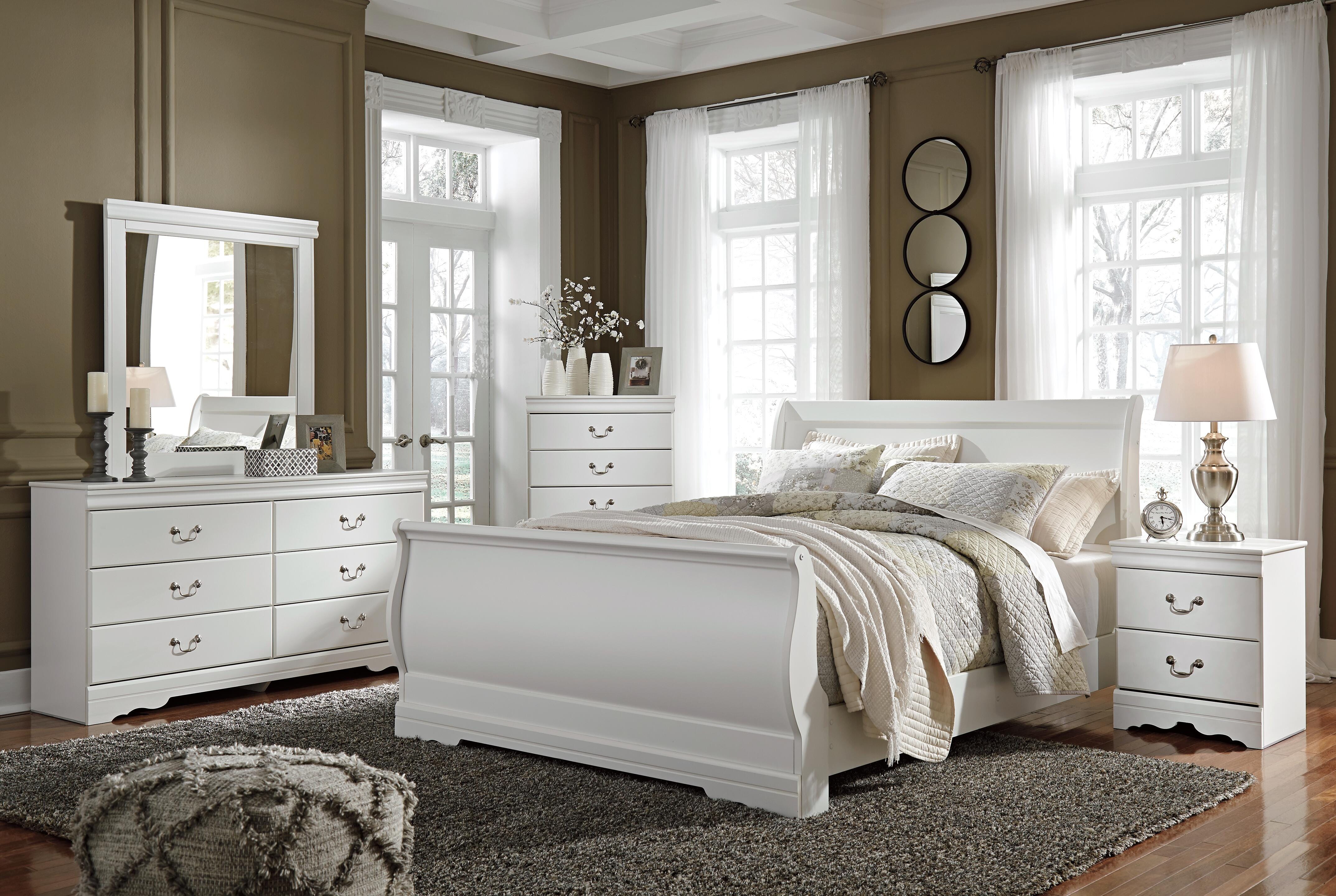 Anarasia Sleigh Bed Bedroom Set