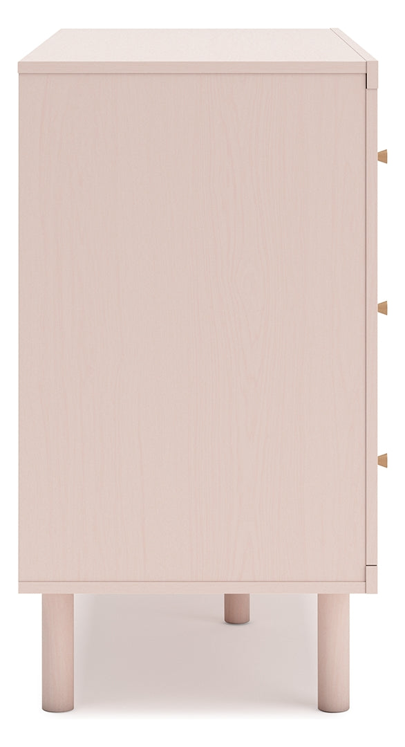 Wistenpine Pink Panel Bedroom Set