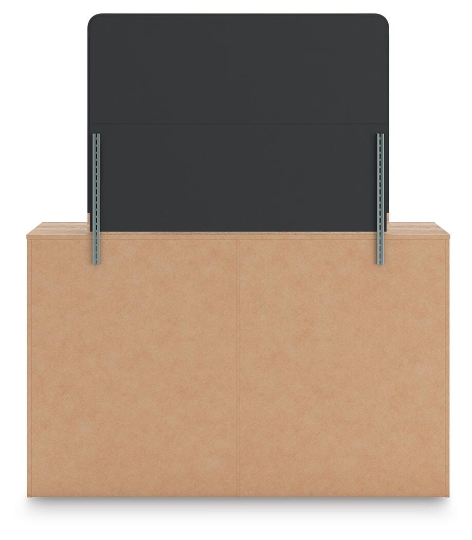 Kinlanni Upholstered Panel Bed Bedroom Set