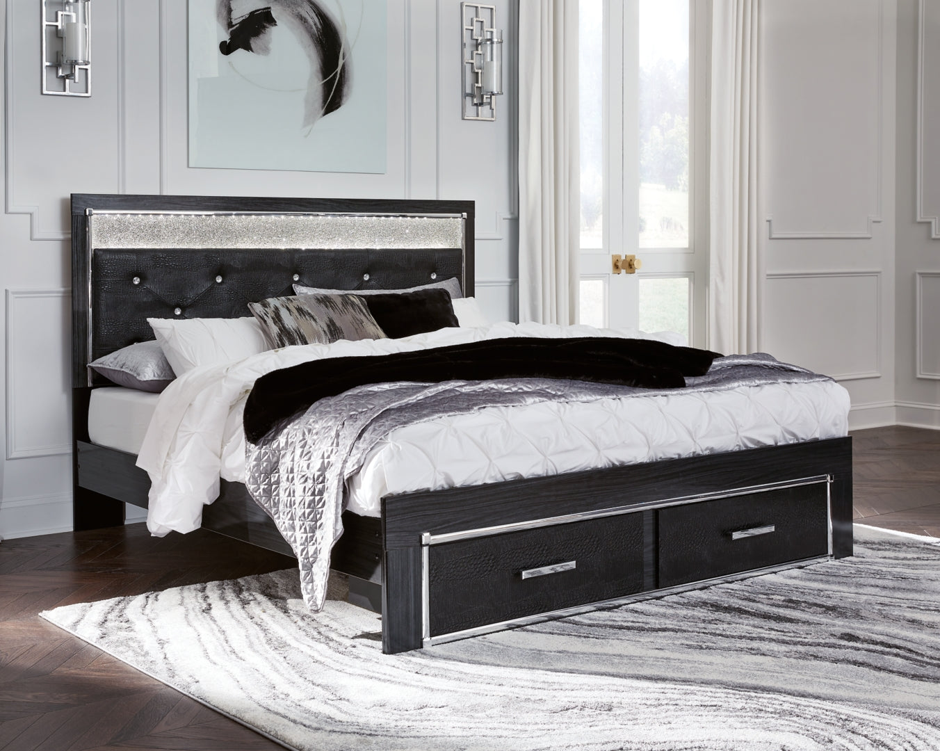 Kaydell Upholstered Panel Bed