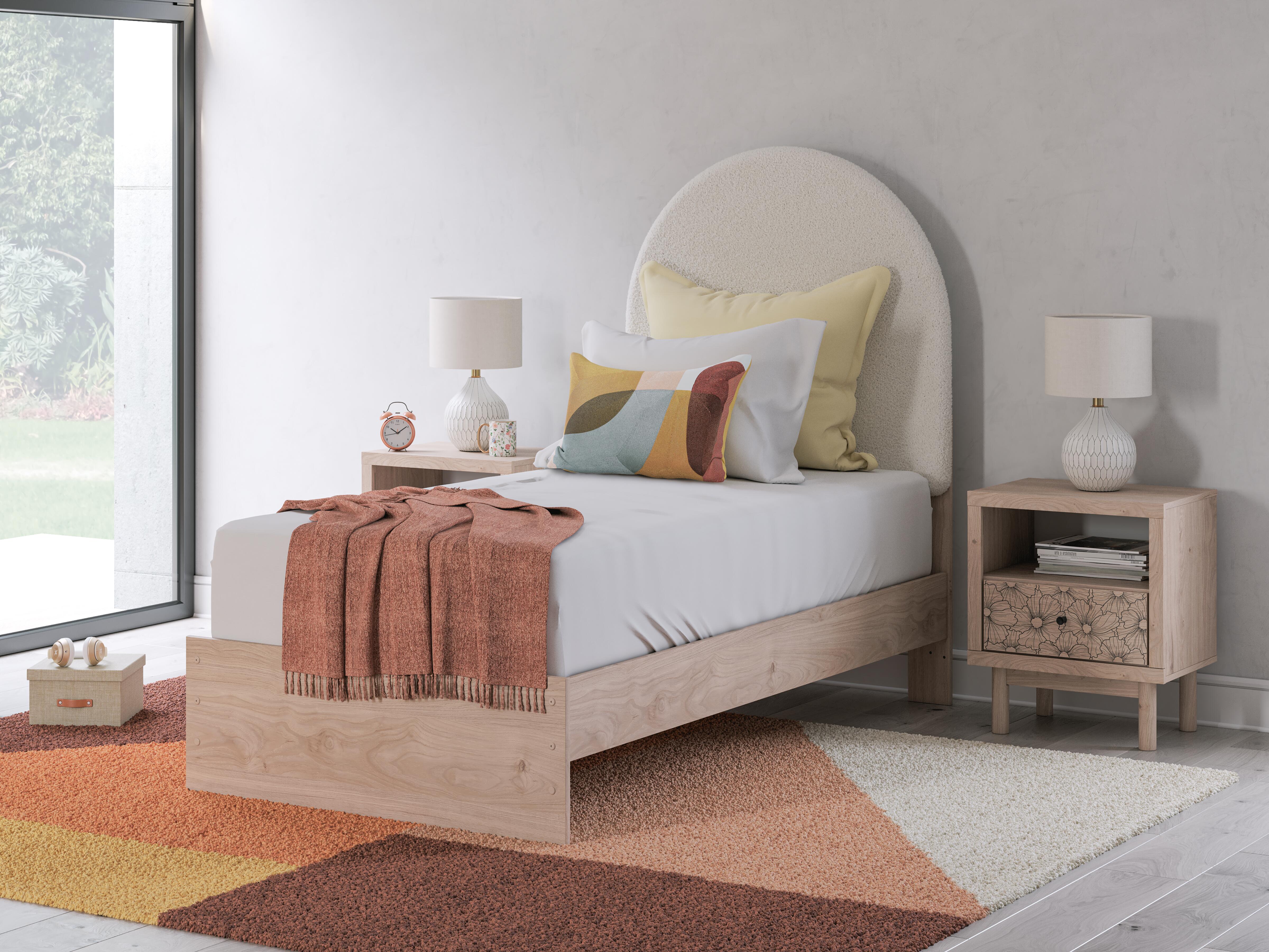 Shapella Upholstered Panel Bed