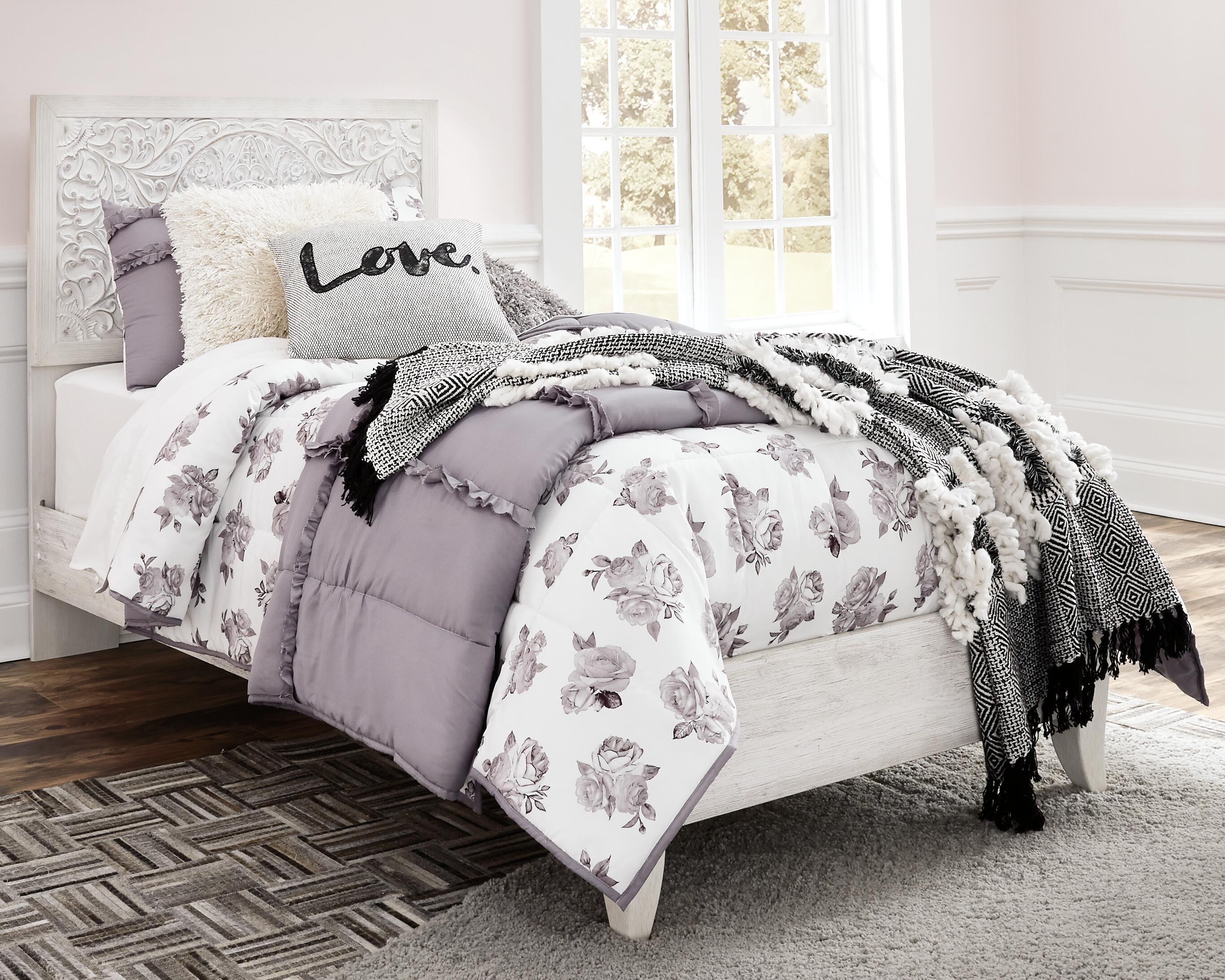 Paxberry Panel Bed