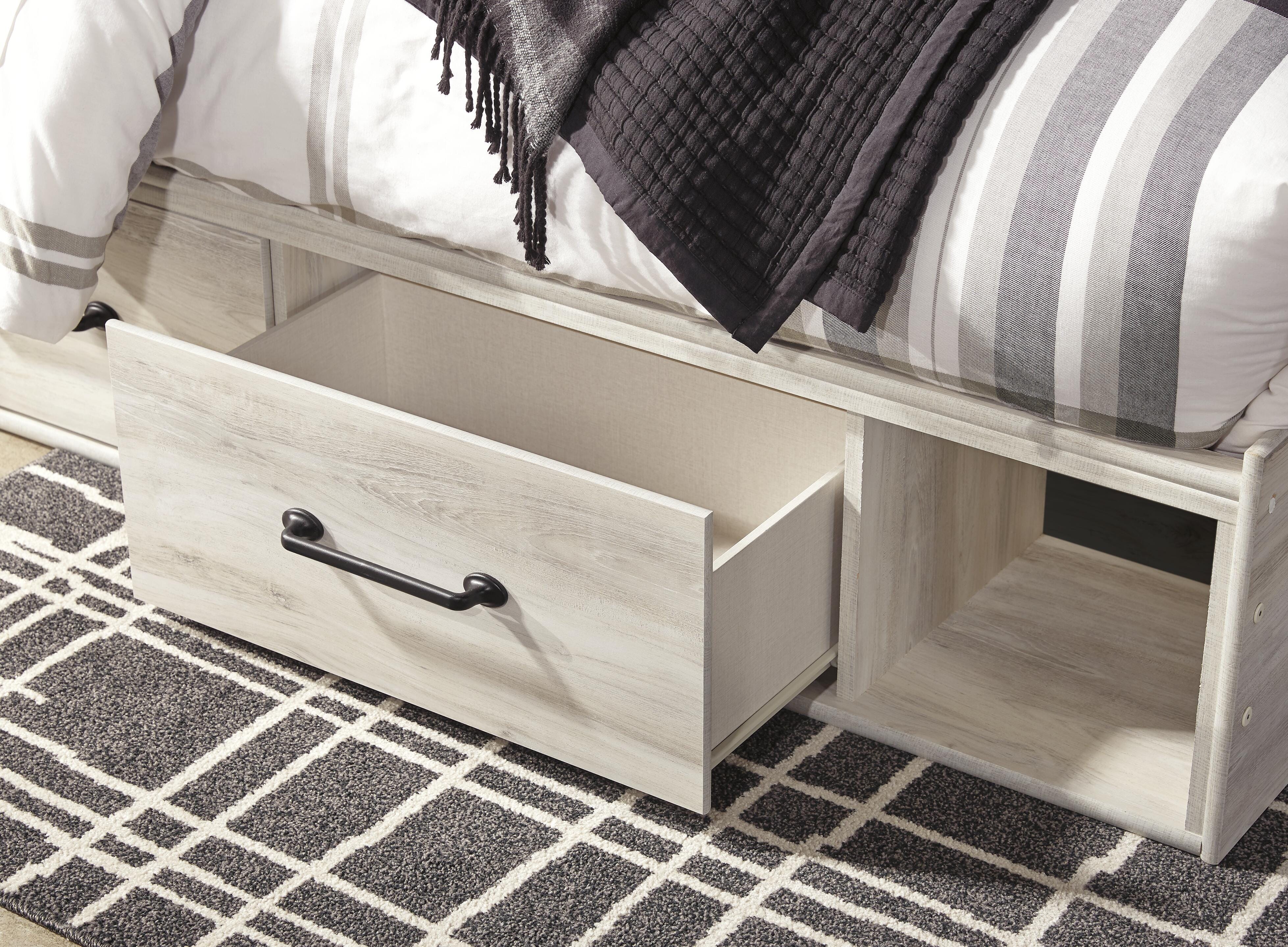 Cambeck Panel Bed Bedroom Set