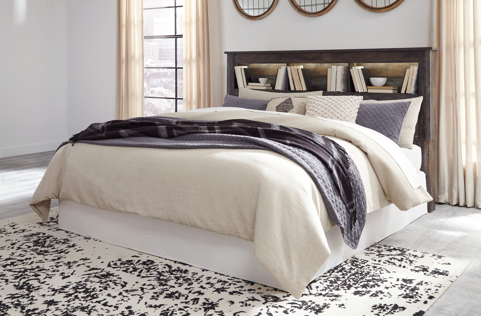 Drystan Headboard
