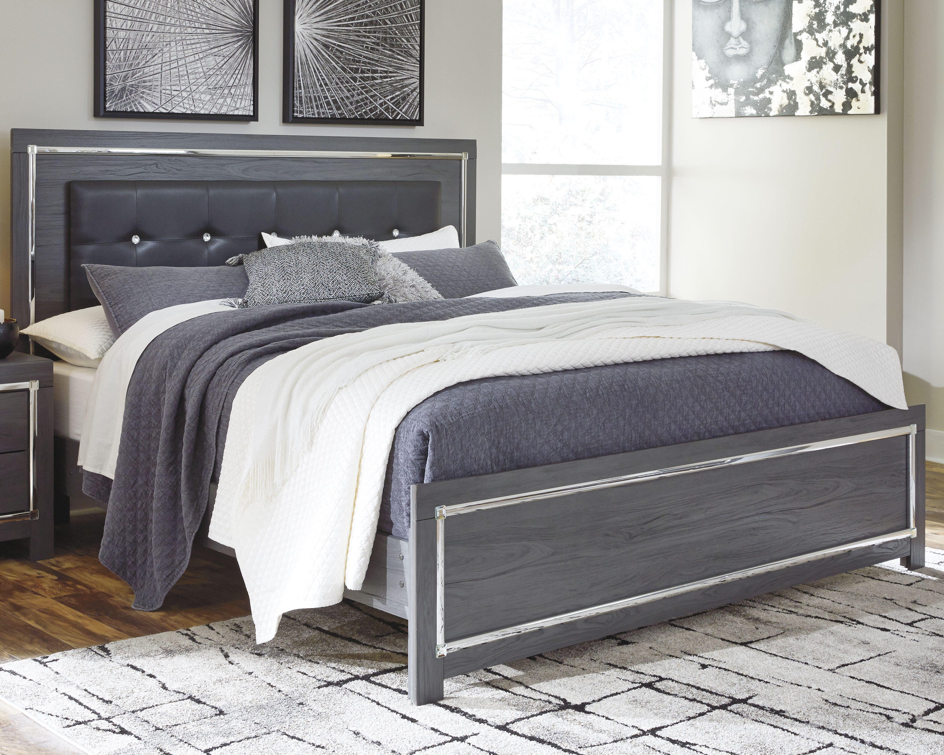 Lodanna Bedroom Set
