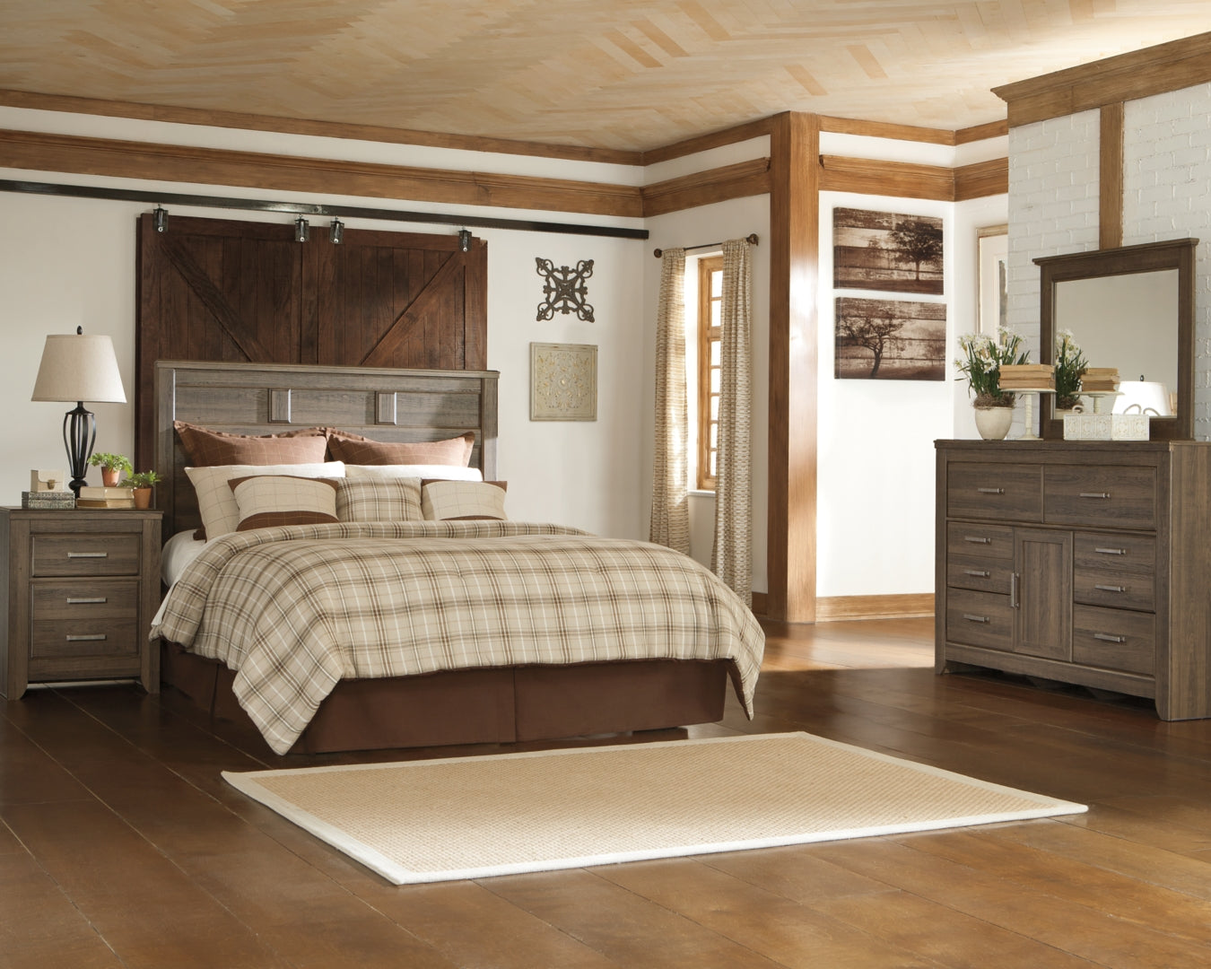 Juararo Brown Panel Headboard Bedroom Set