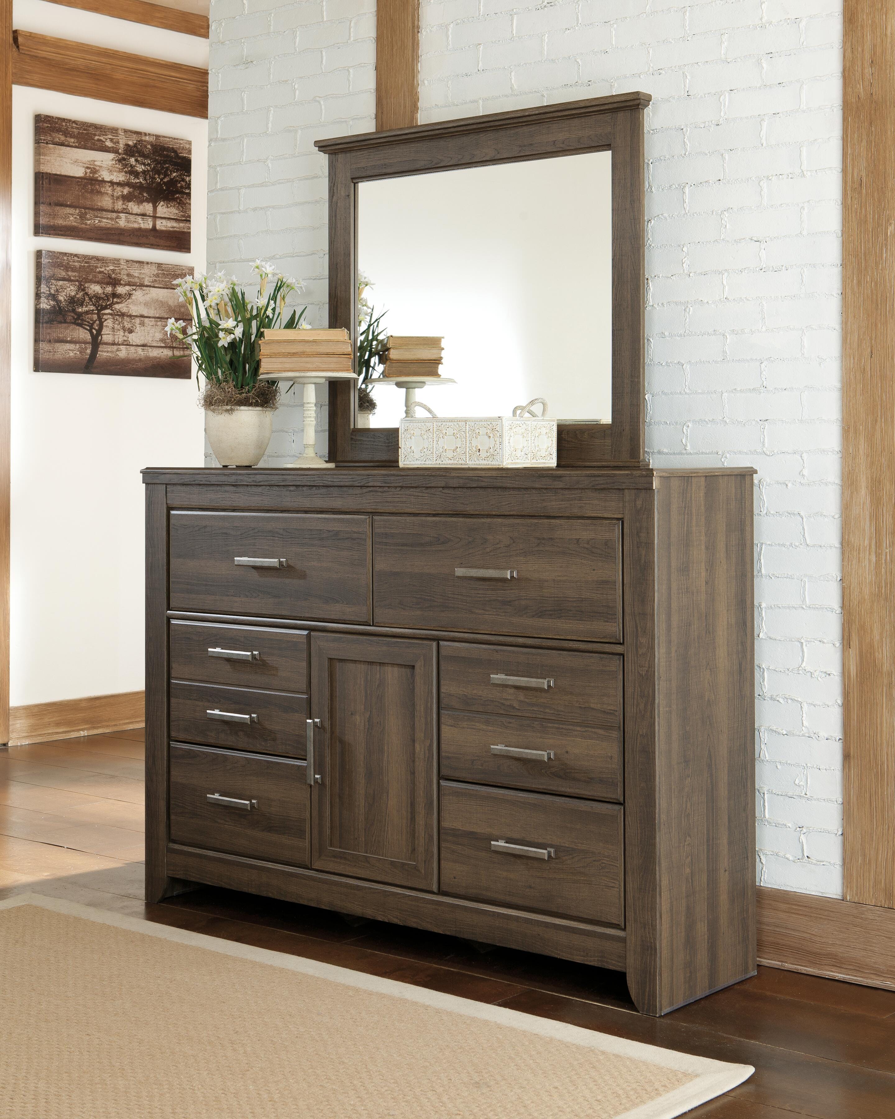Juararo Panel Bed Bedroom Set