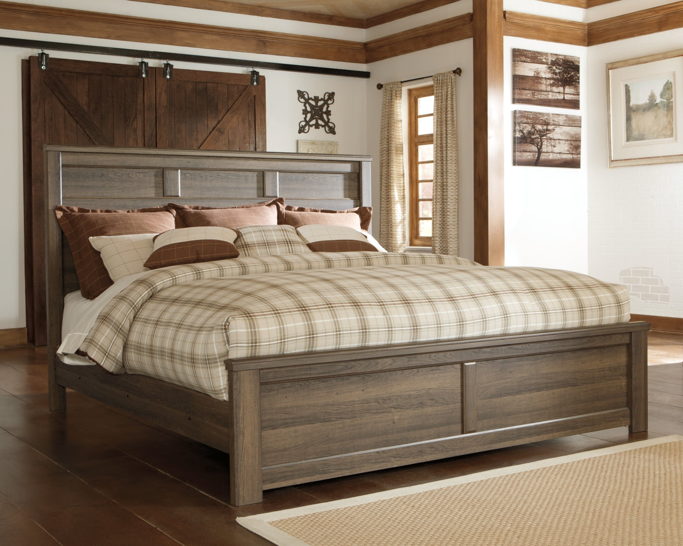 Juararo Brown Panel Bedroom Set