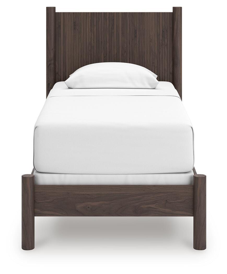 Pamytta Panel Bed Bedroom Set