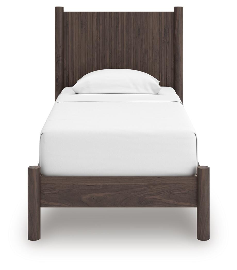 Pamytta Panel Platform Bed Bedroom Set