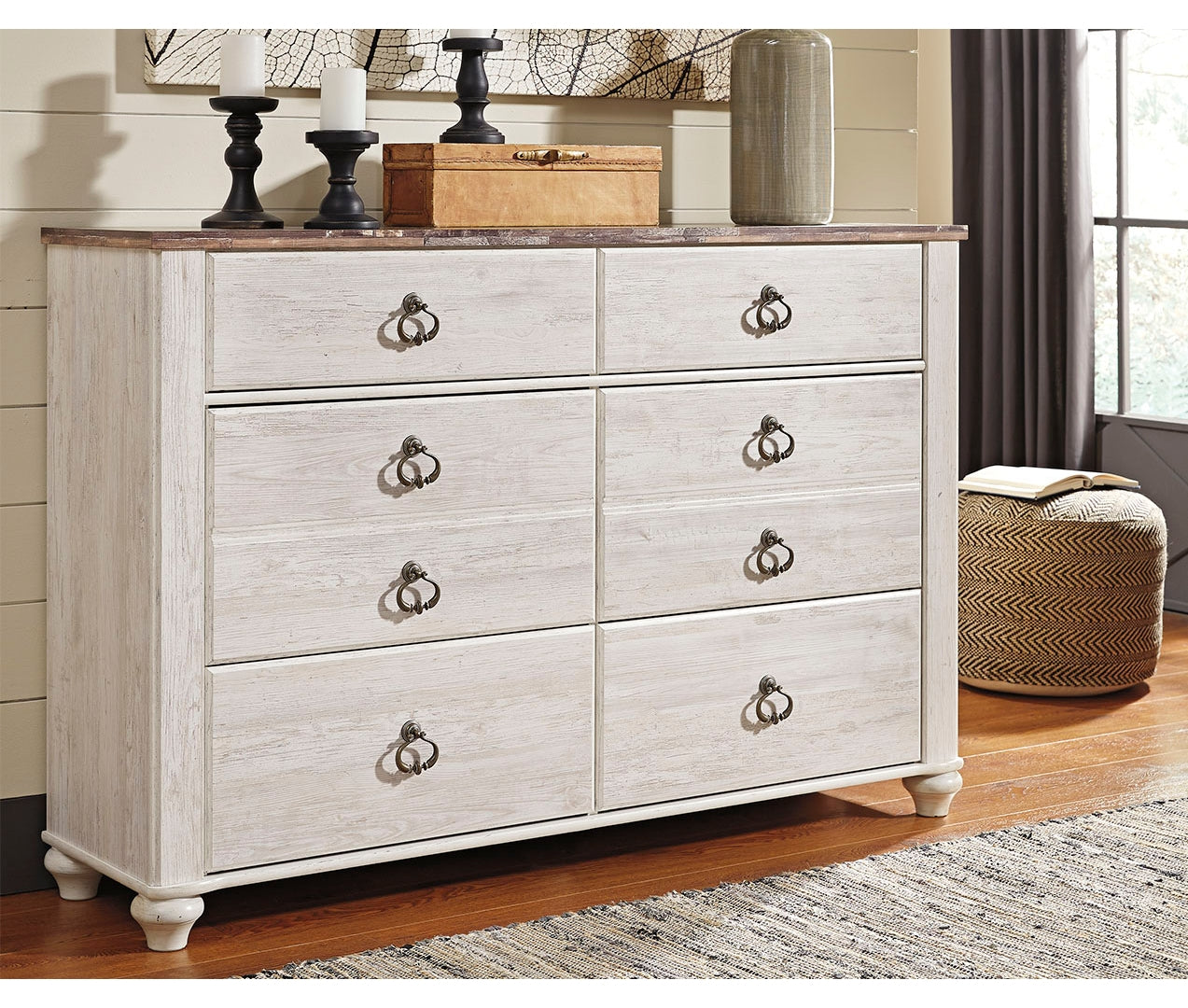 Willowton Six Drawer Dresser