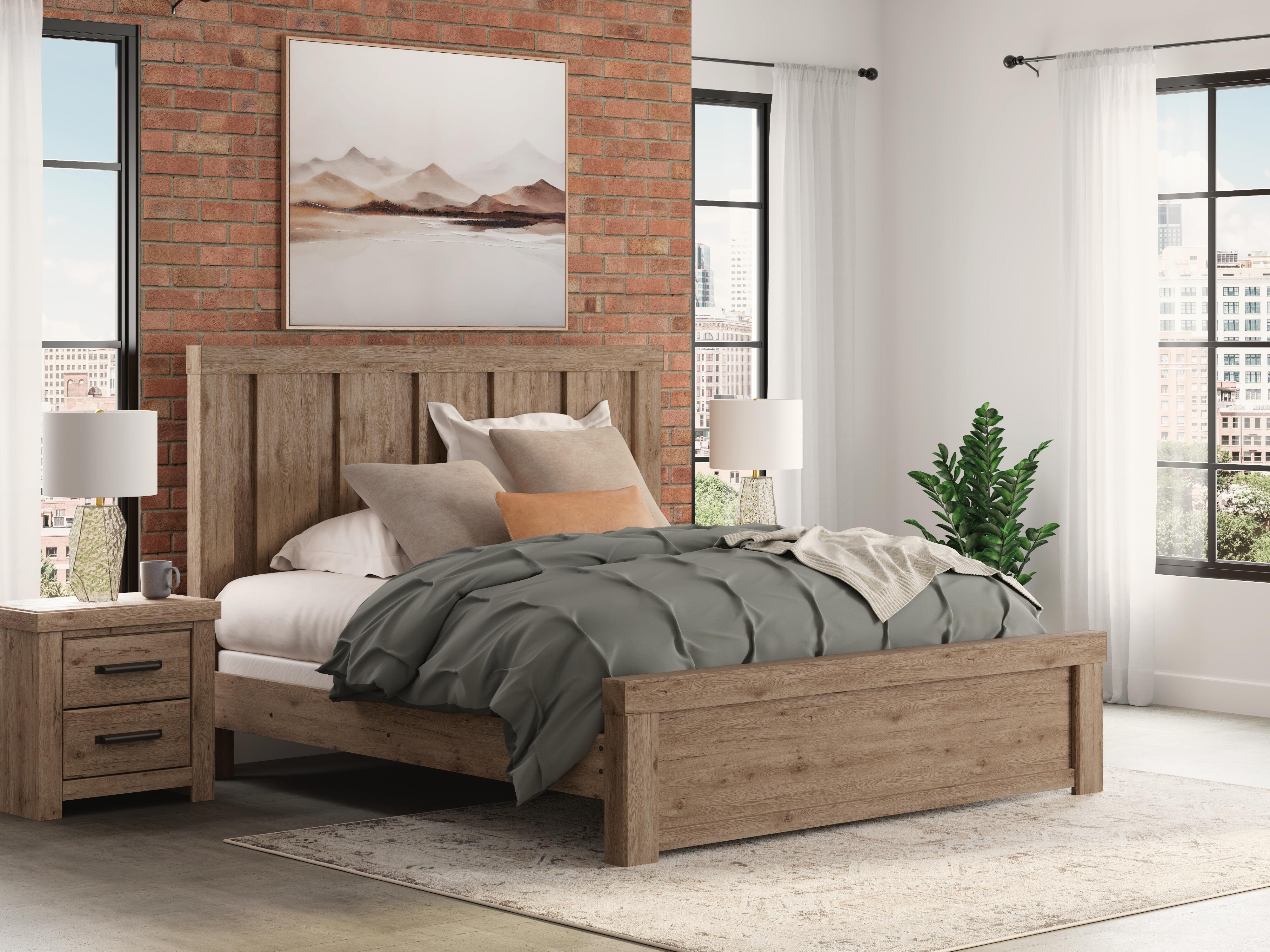 Garistyn Panel Bed