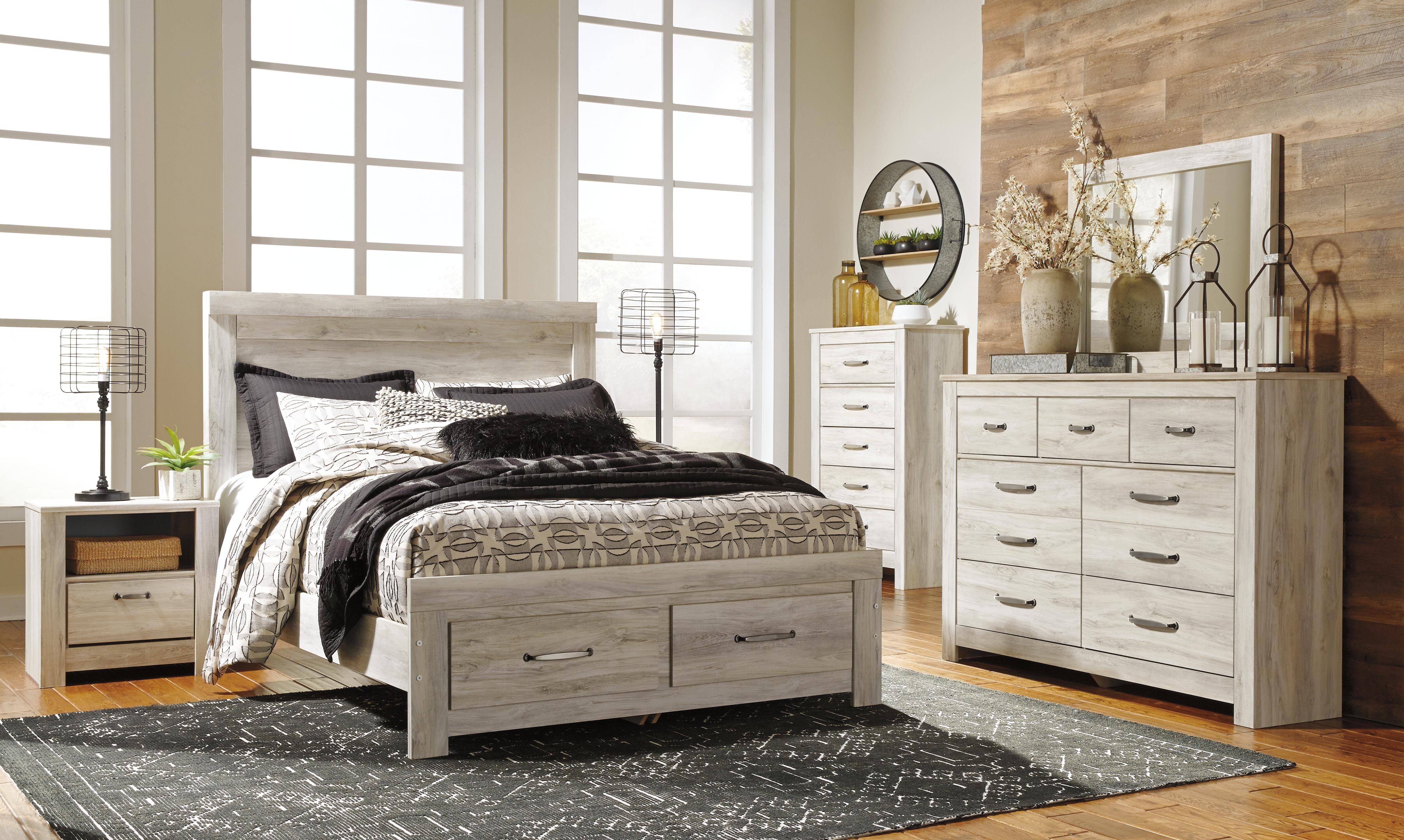 Bellaby Platform Bed Bedroom Set