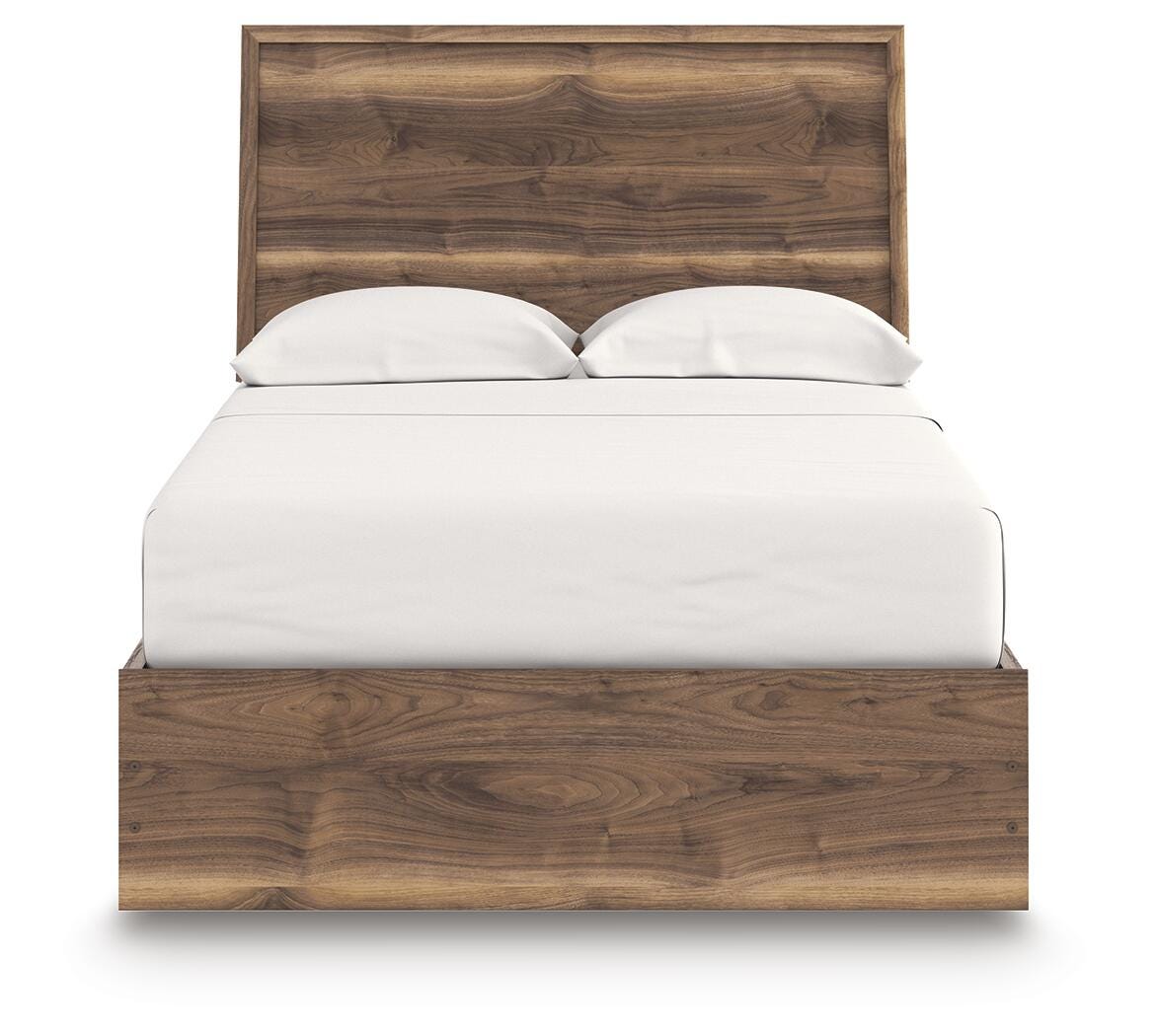 Zadilyn Panel Bed