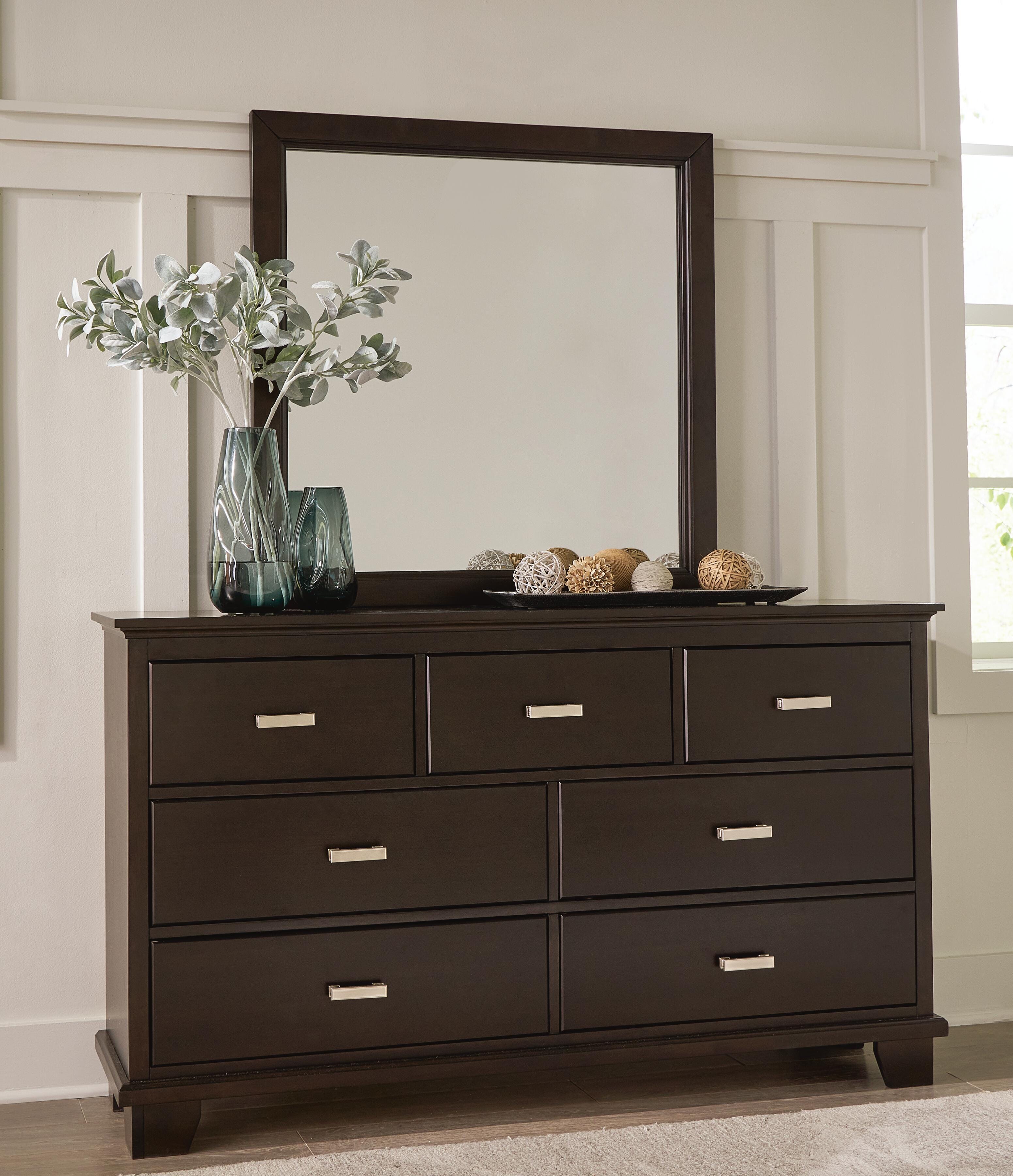 Covetown Panel Bed Bedroom Set