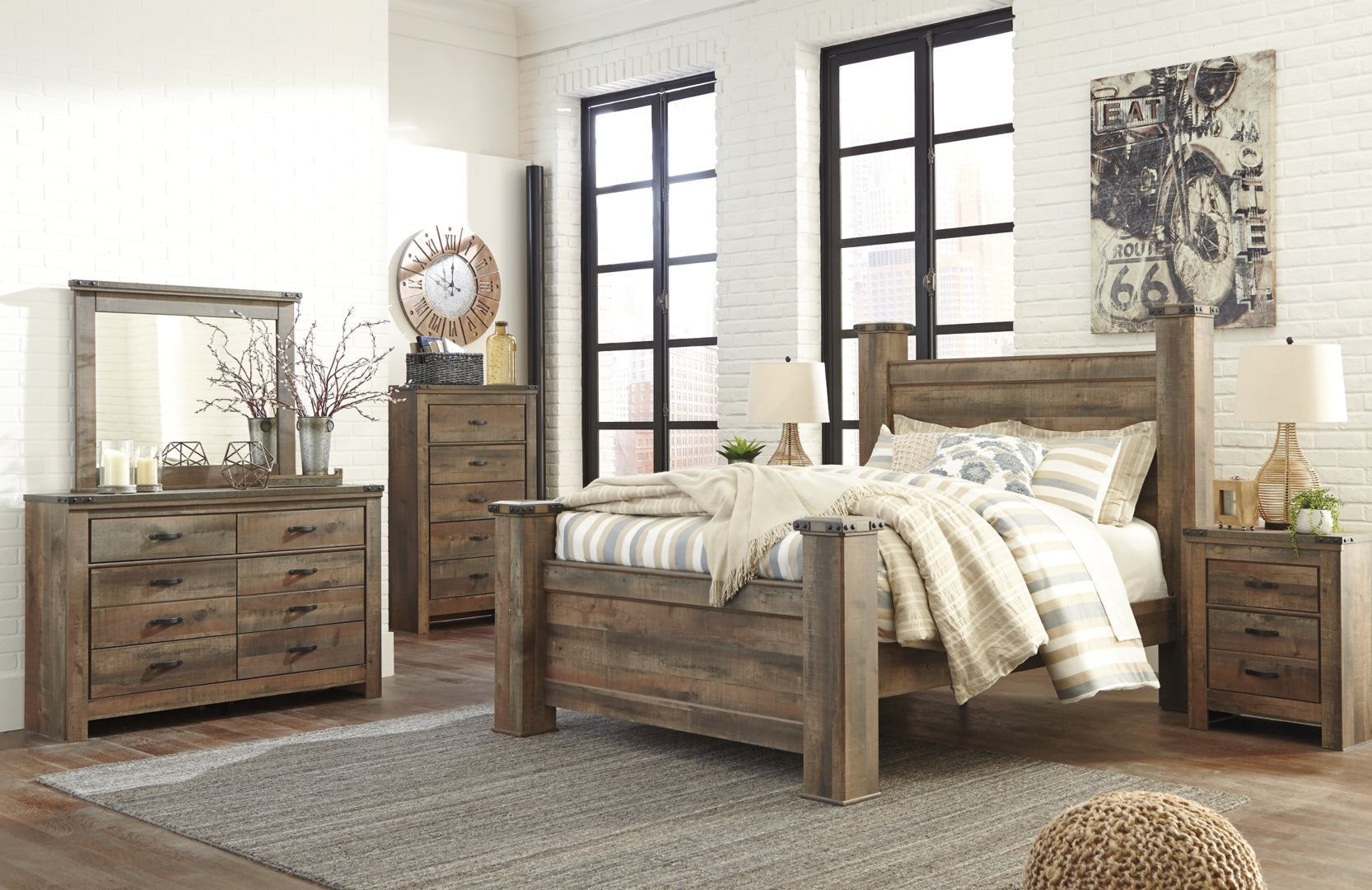 Trinell Brown Panel Bedroom Set