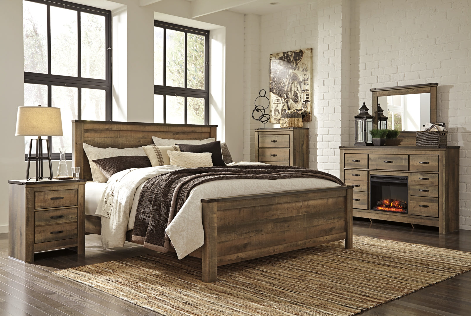 Trinell Brown Panel Bedroom Set