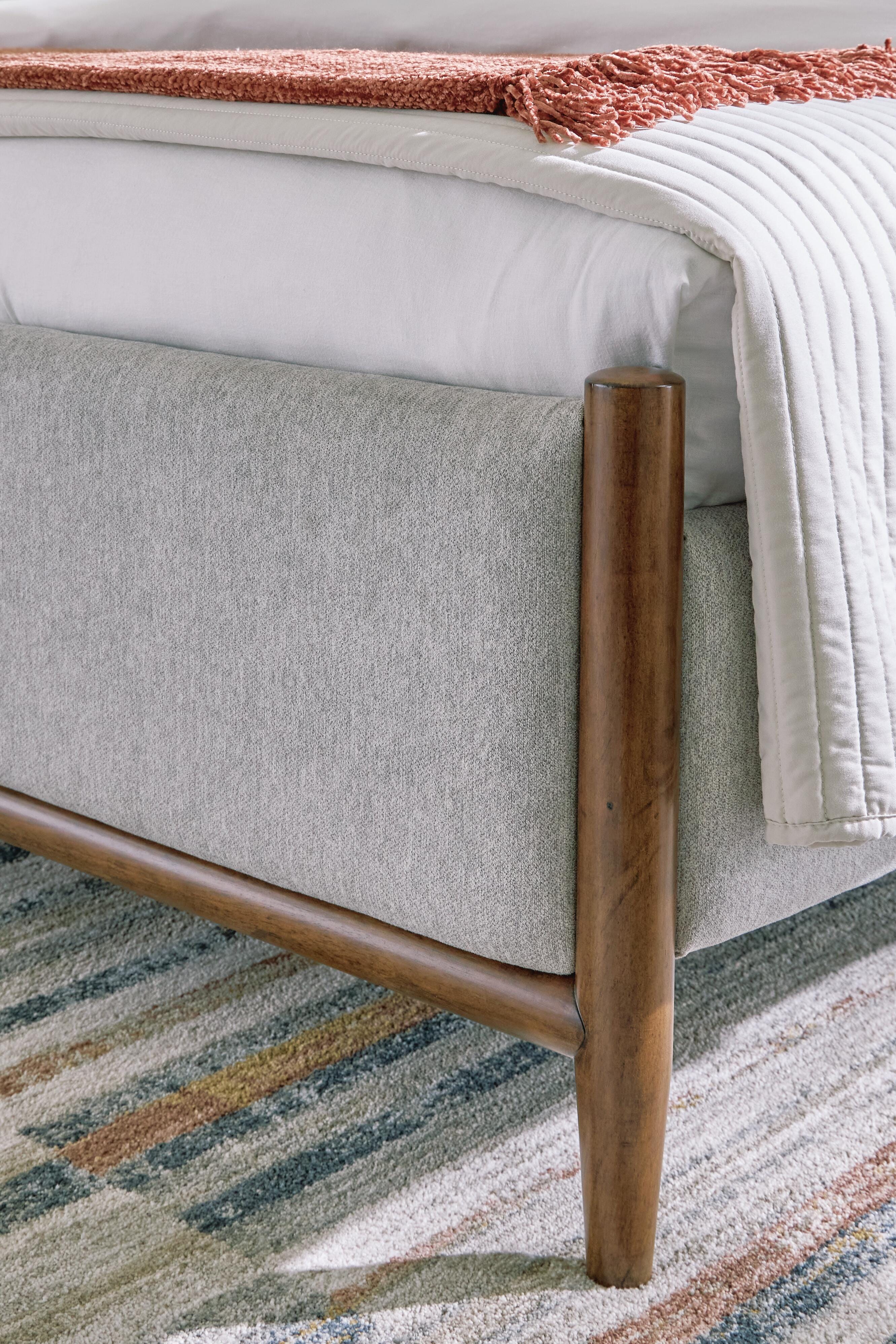 Lyncott Upholstered Panel Bed