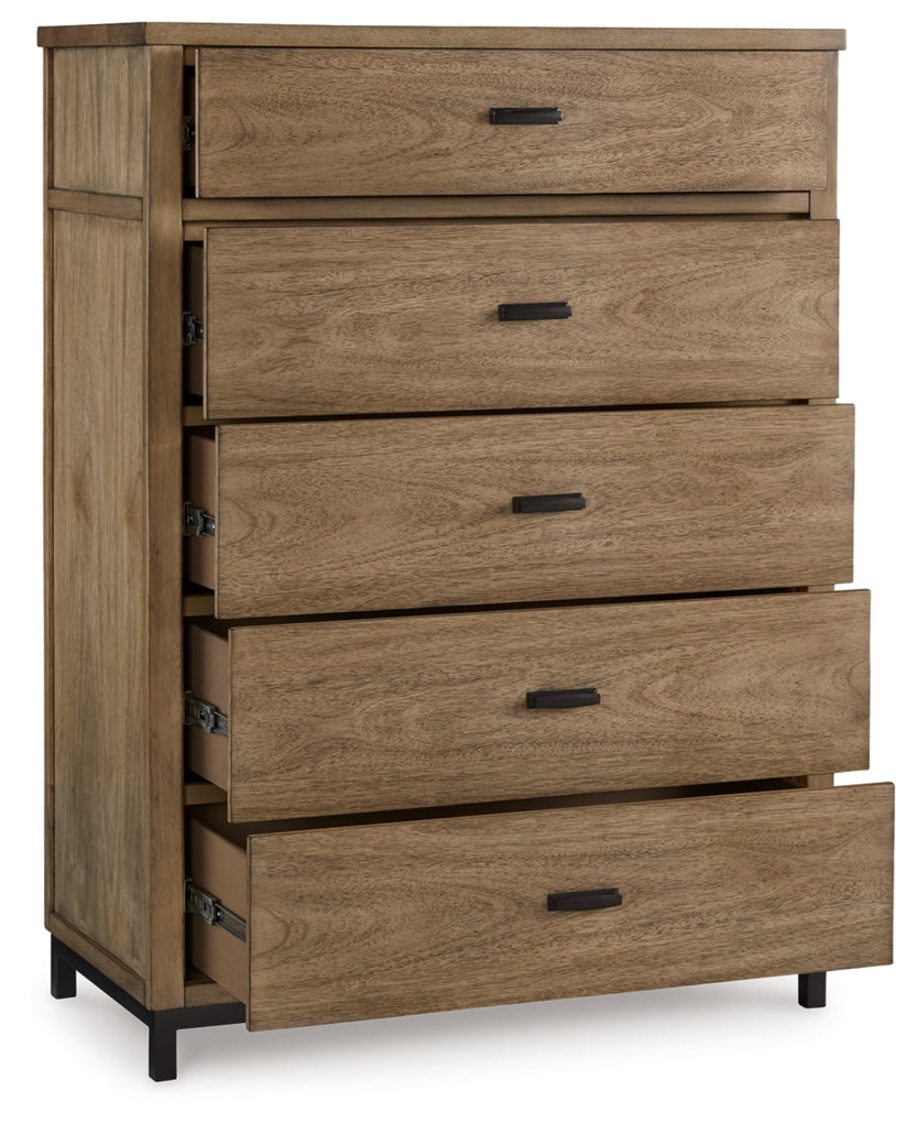 Tomtyn Dresser & Chest